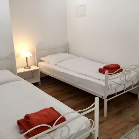 Apartamento Lustheide Gaste-, Messe-,ferienwohnungen Bergisch Gladbach