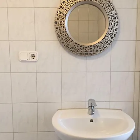 Apartamento Lustheide Gaste-, Messe-,ferienwohnungen